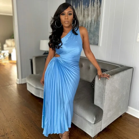 chinese dress ladies Catherine asymmetrical pleated maxi dress in Baby-blue